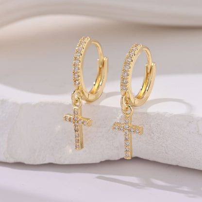 Boucles d’Oreilles Croix Élégance ✞