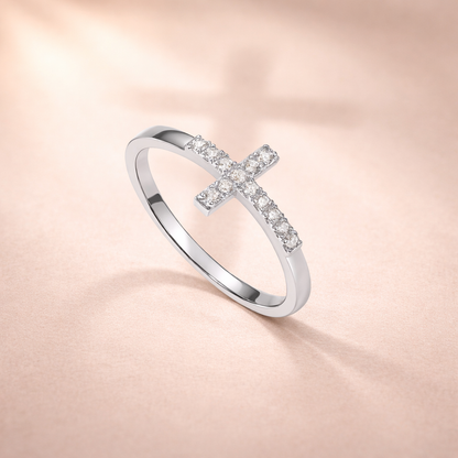 Bague Croix Scintillante – Symbole de Foi | Cœur Sacré ✞
